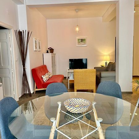 Acogedor Apt 8Pax 4Bdr 2Bth - Cozyhomesevilla1 ภายนอก รูปภาพ