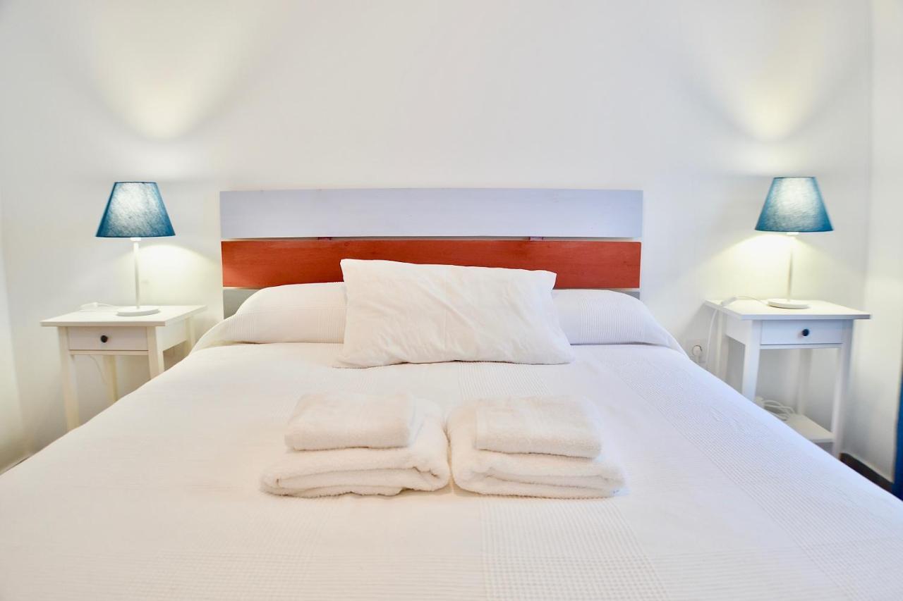 Acogedor Apt 8Pax 4Bdr 2Bth - Cozyhomesevilla1 ภายนอก รูปภาพ