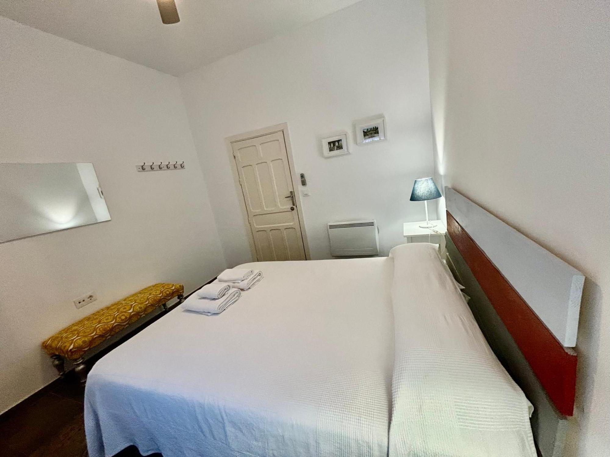 Acogedor Apt 8Pax 4Bdr 2Bth - Cozyhomesevilla1 ภายนอก รูปภาพ