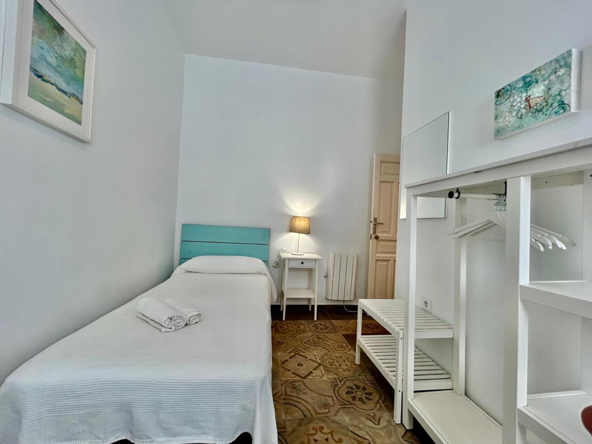 Acogedor Apt 8Pax 4Bdr 2Bth - Cozyhomesevilla1 ภายนอก รูปภาพ