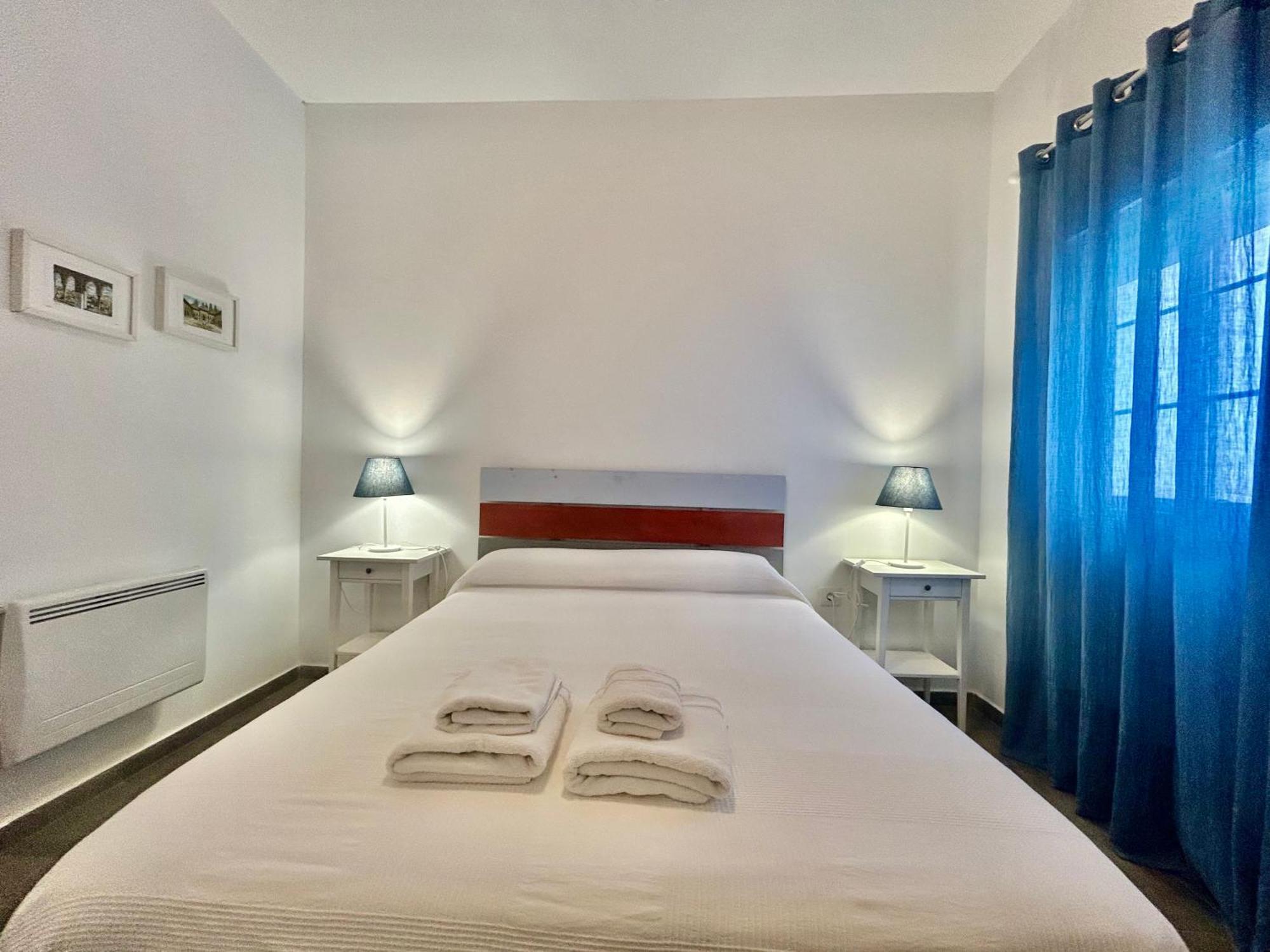 Acogedor Apt 8Pax 4Bdr 2Bth - Cozyhomesevilla1 ภายนอก รูปภาพ